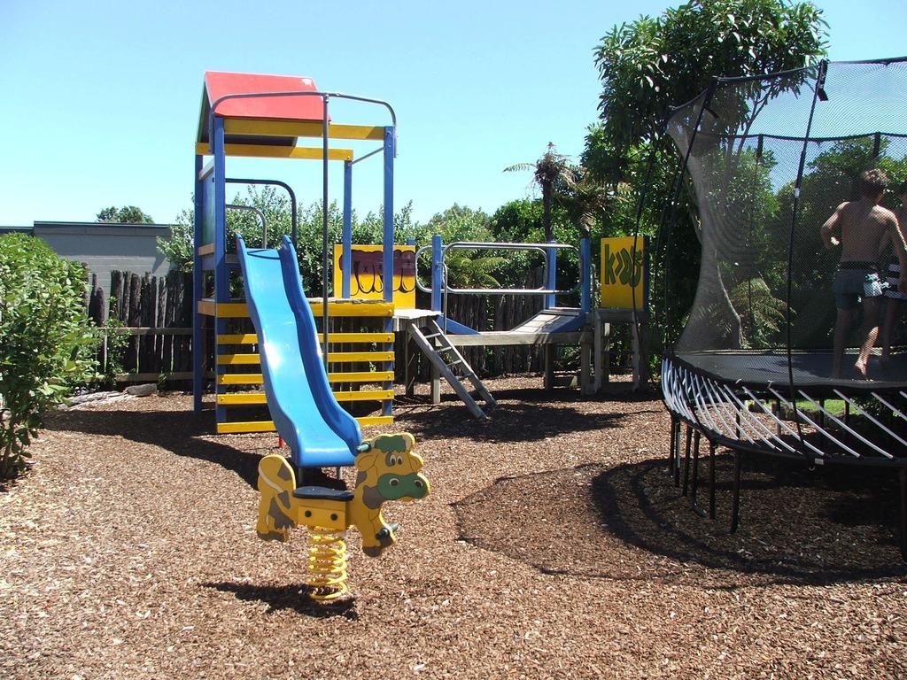 New Plymouth Top 10 Holiday Park Luaran gambar