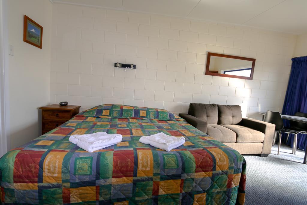 New Plymouth Top 10 Holiday Park Bilik gambar